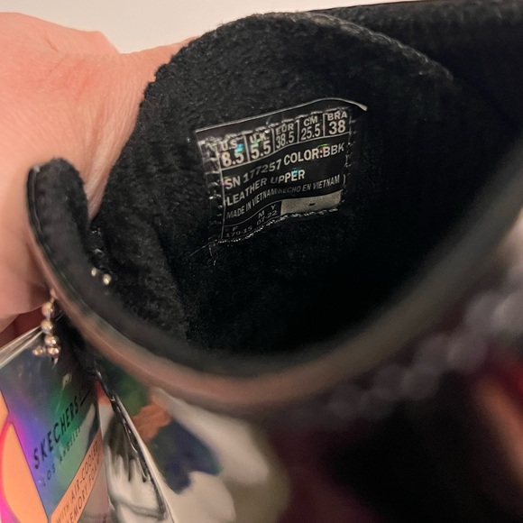 New Skechers Roadies Sneaker Black Boots - Rare Limited Edition Surge Patent Ave - Picture 10 of 16